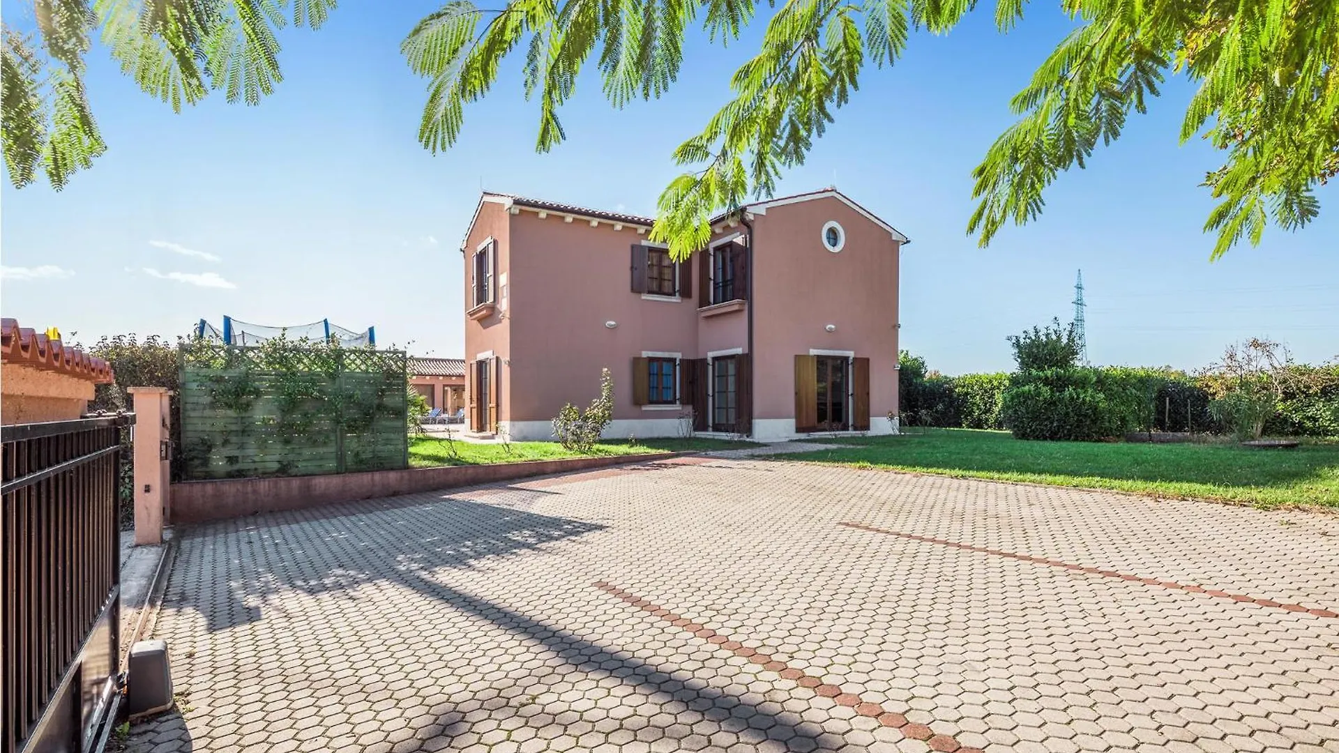 4 Bedroom Gorgeous Home In Barban 0*,