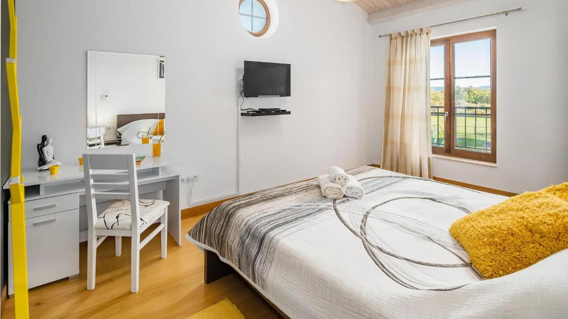 4 Bedroom Gorgeous Home In Barban 0*,  Croatia